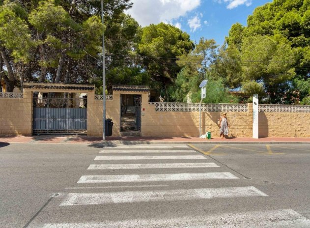 Wiederverkauf - Villa - Torrevieja - Los Balcones