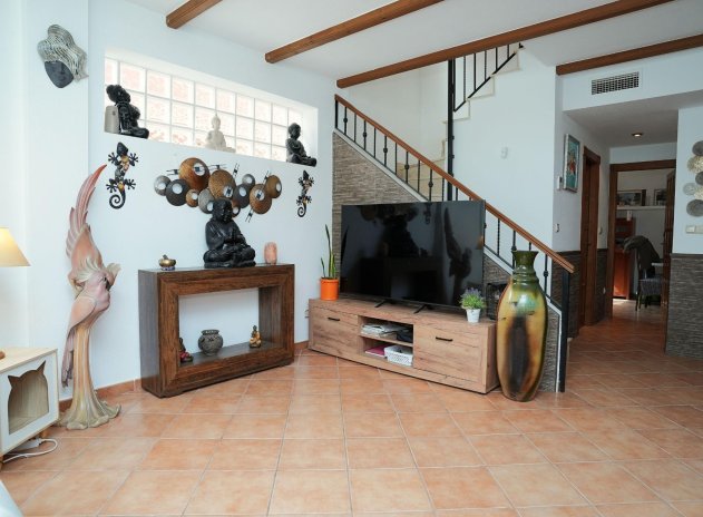 Resale - Villa * - Los Montesinos *
