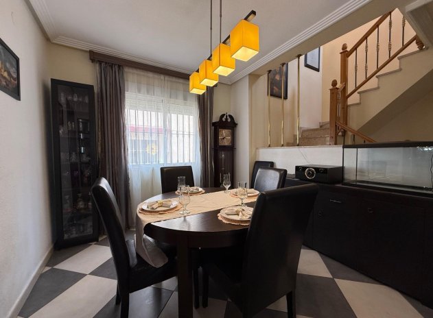 Herverkoop - Villa - Orihuela - Urbanización Perla del Mar