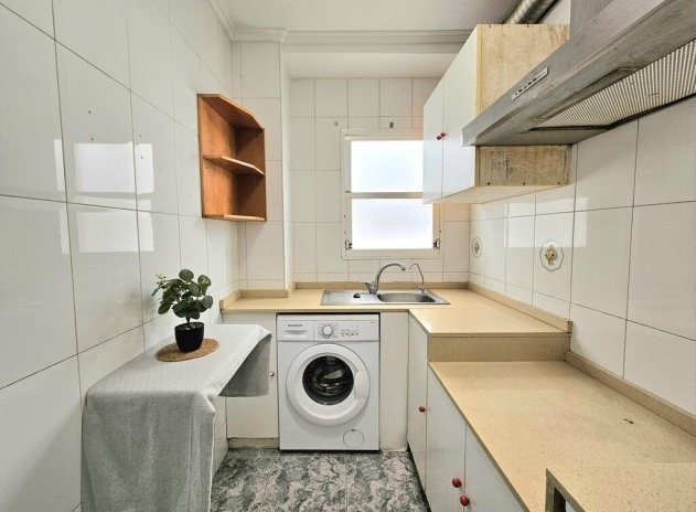 Herverkoop - Appartement - Torrevieja - Playa de los Locos