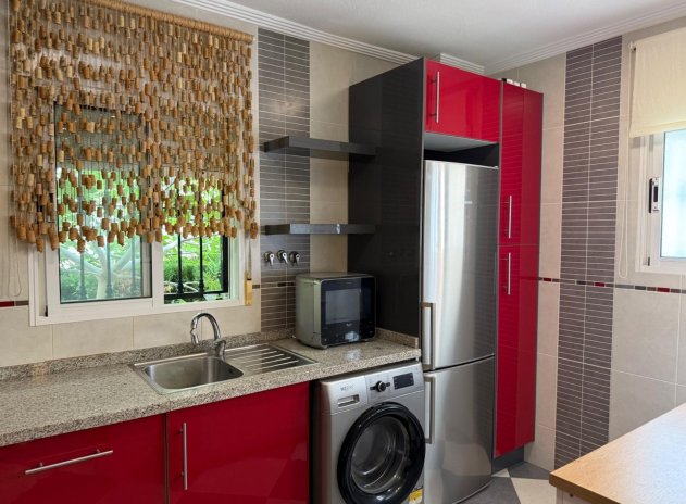 Herverkoop - Villa - Torrevieja - Los Balcones