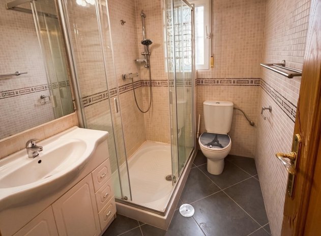 Herverkoop - Villa - Torrevieja - Los Balcones