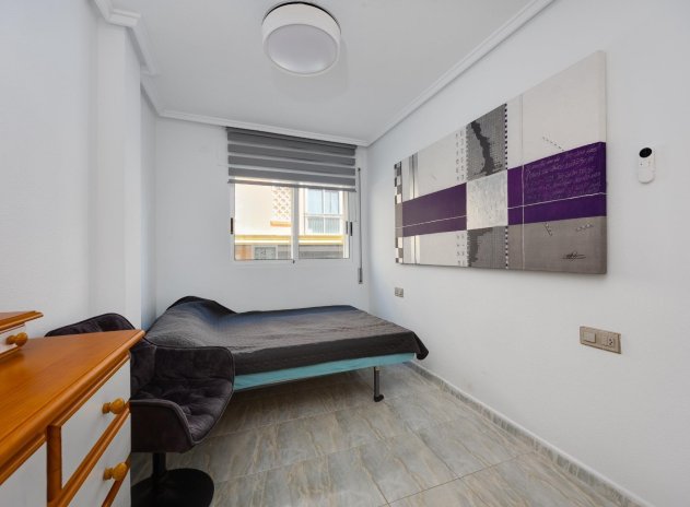 Herverkoop - Appartement - Torrevieja - Playa del Cura