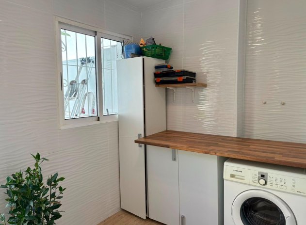 Herverkoop - Rijwoning - Orihuela Costa - La Chismosa