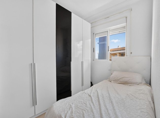Reventa - Apartamento / Piso - Torrevieja