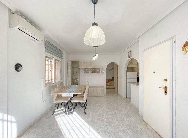 Herverkoop - Villa - Torrevieja