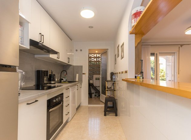 Reventa - Apartamento / Piso - Orihuela Costa - La Chismosa