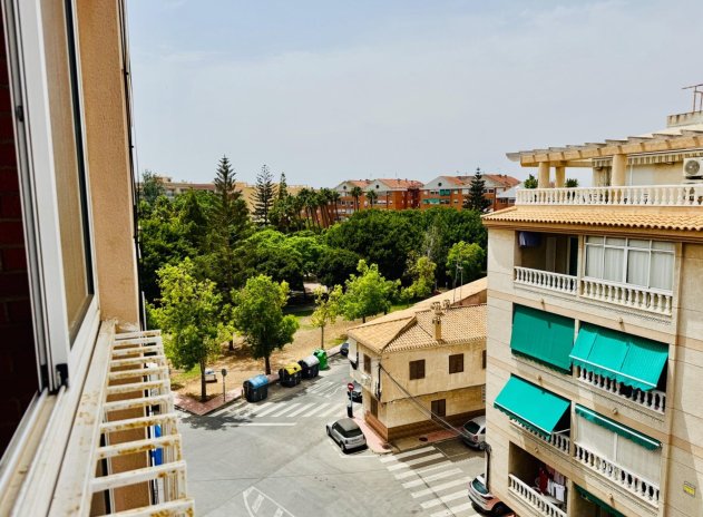 Herverkoop - Appartement - Torrevieja - Acequion
