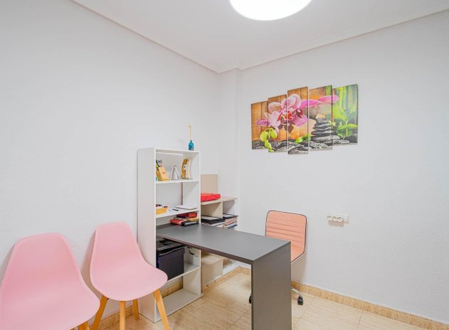 Wiederverkauf - Wohnung - Torrevieja - Parque de las Naciones