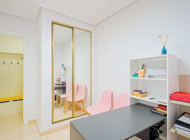 Wiederverkauf - Wohnung - Torrevieja - Parque de las Naciones