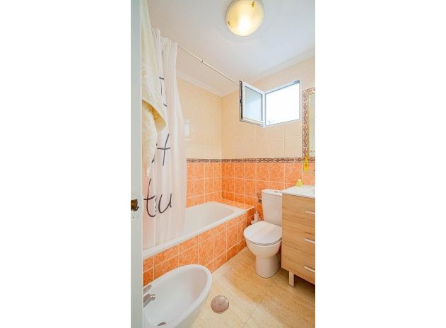 Wiederverkauf - Wohnung - Torrevieja - Parque de las Naciones