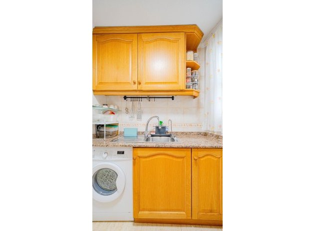 Wiederverkauf - Wohnung - Torrevieja - Parque de las Naciones