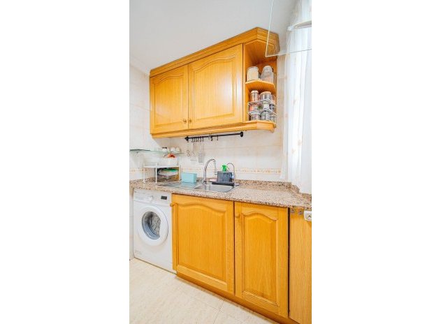 Wiederverkauf - Wohnung - Torrevieja - Parque de las Naciones