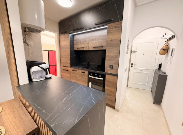 Herverkoop - Appartement - Torrevieja - Playa de los Locos
