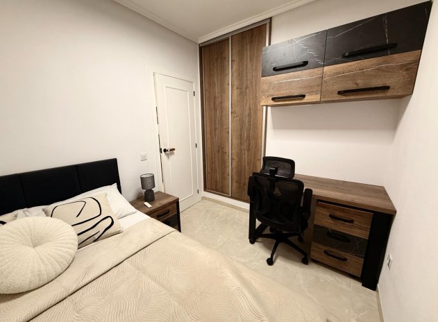 Herverkoop - Appartement - Torrevieja - Playa de los Locos