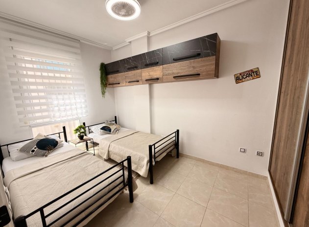 Herverkoop - Appartement - Torrevieja - Playa de los Locos