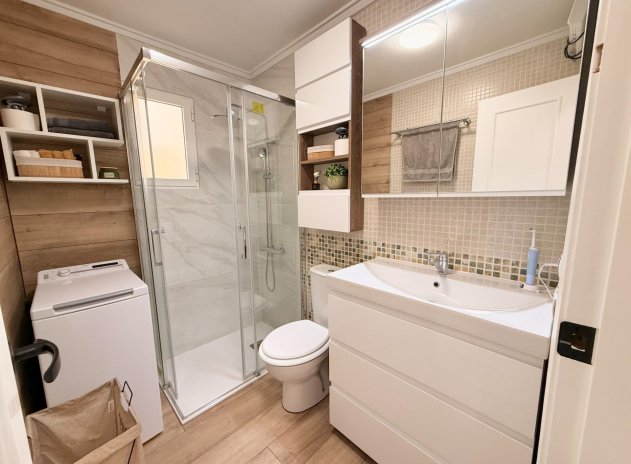 Herverkoop - Appartement - Torrevieja - Playa de los Locos