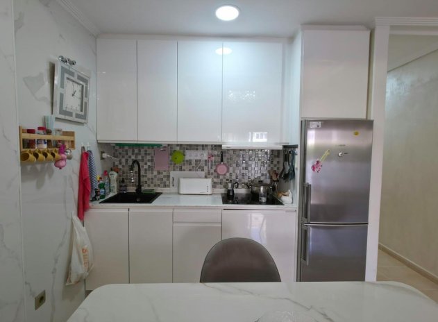 Herverkoop - Appartement - Torrevieja - Playa de los Locos