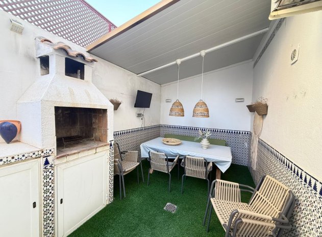 Resale - Apartment / Flat * - Torrevieja * - Miramar - Torre del Moro