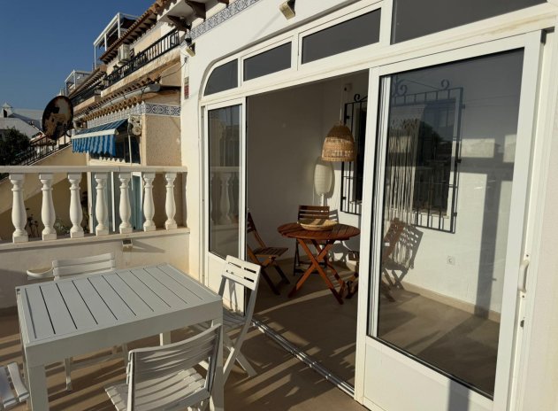 Resale - Apartment / Flat * - Torrevieja * - Miramar - Torre del Moro