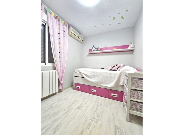 Herverkoop - Villa - Torrevieja - Los Balcones