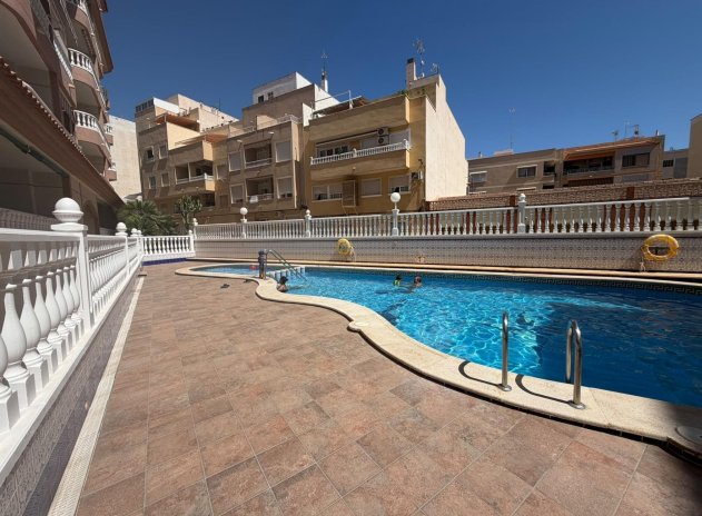 Herverkoop - Appartement - Torrevieja - La Mata