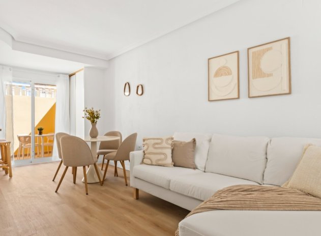 Herverkoop - Rijwoning - Orihuela Costa - Las Filipinas