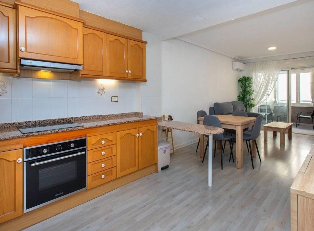 Herverkoop - Appartement - Torrevieja - Playa del Cura