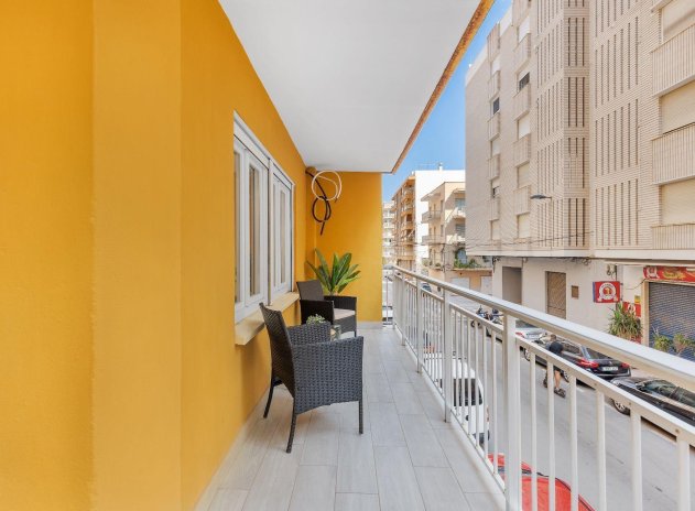 Herverkoop - Appartement - Torrevieja - Playa del Cura