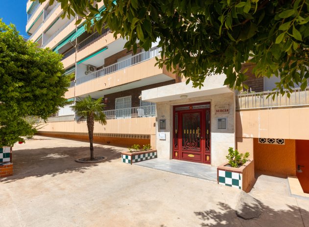 Wiederverkauf - Wohnung - Torrevieja - Rocio del Mar