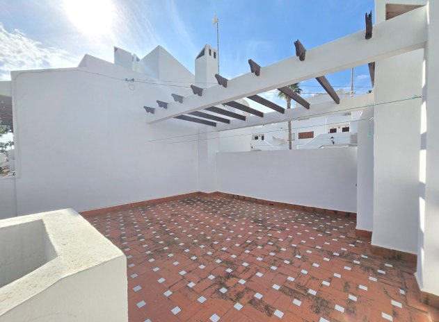 Herverkoop - Rijwoning - Villamartin - Los Dolses