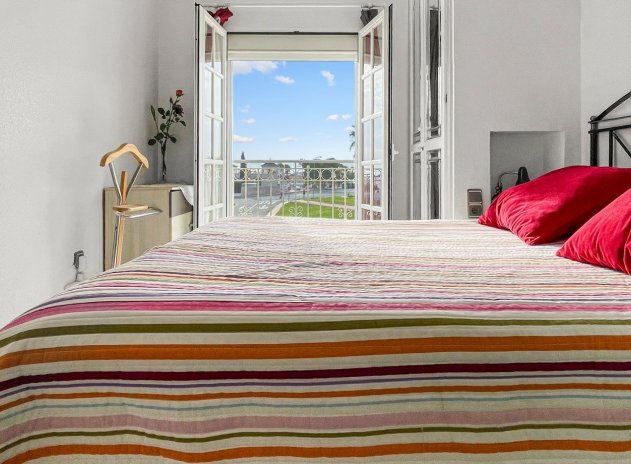 Resale - Apartment / Flat * - Orihuela Costa * - Los Altos *