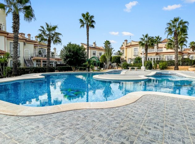 Resale - Apartment / Flat * - Orihuela Costa * - Los Altos *