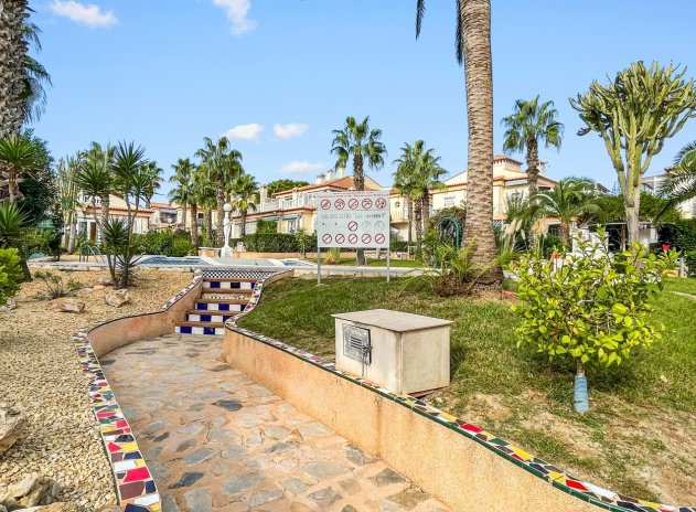 Resale - Apartment / Flat * - Orihuela Costa * - Los Altos *