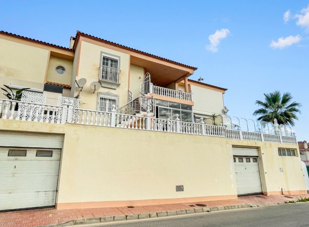 Resale - Apartment / Flat * - Orihuela Costa * - Los Altos *