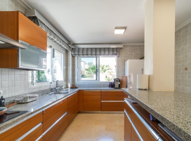 Herverkoop - Villa - Torrevieja - La Mata