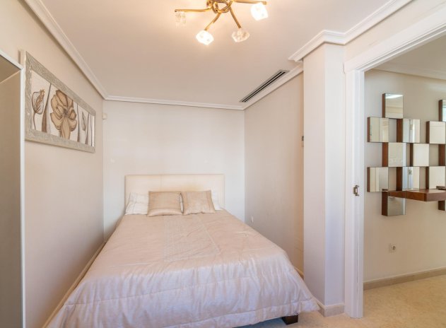 Herverkoop - Villa - Torrevieja - La Mata
