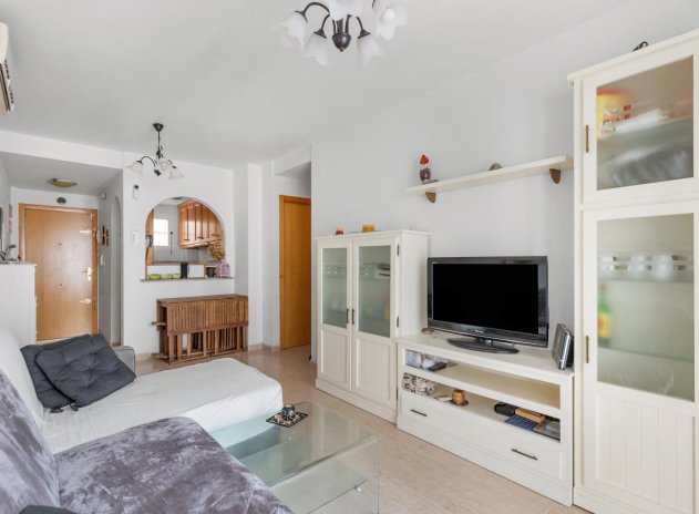 Resale - Apartment / Flat * - Torrevieja *