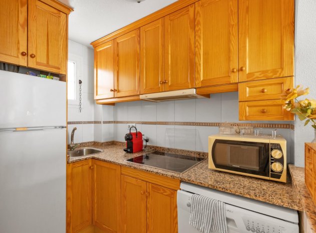 Resale - Apartment / Flat * - Torrevieja *