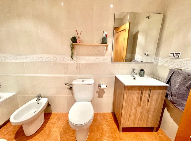 Herverkoop - Appartement - Catral - pueblo