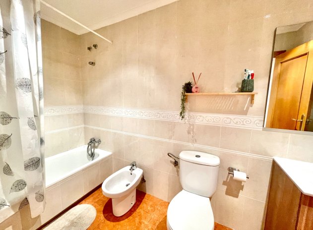 Herverkoop - Appartement - Catral - pueblo
