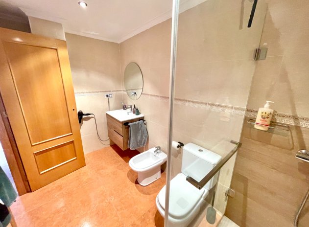Herverkoop - Appartement - Catral - pueblo