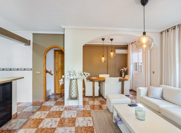 Resale - Villa * - Lomas de Cabo Roig *