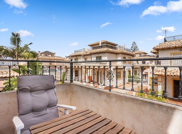 Resale - Villa * - Lomas de Cabo Roig *