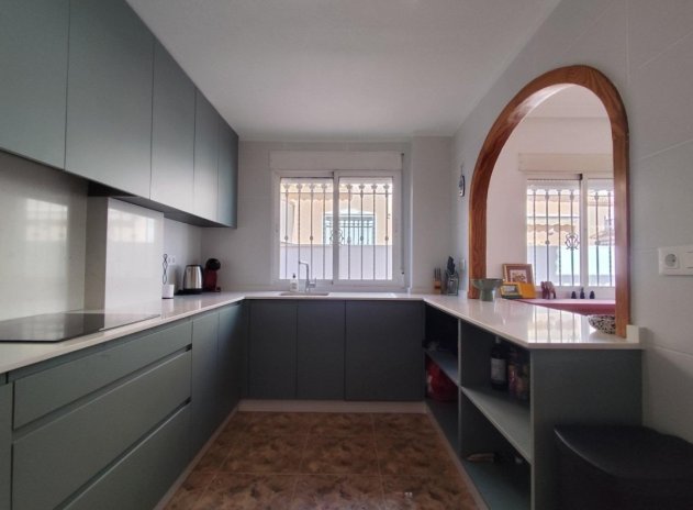 Wiederverkauf - Wohnung - Orihuela Costa - Campoamor