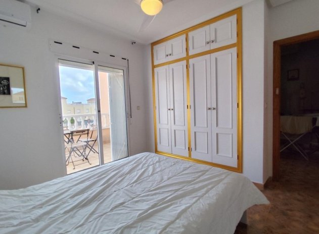 Wiederverkauf - Wohnung - Orihuela Costa - Campoamor