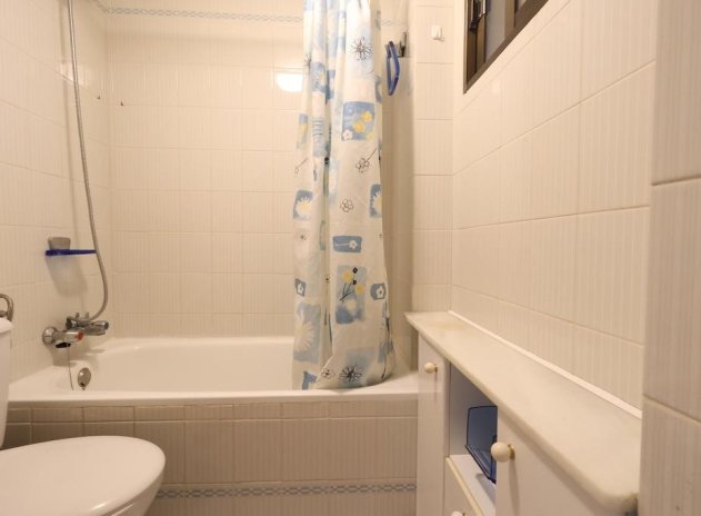 Revente - Appartement - Torrevieja - La Siesta