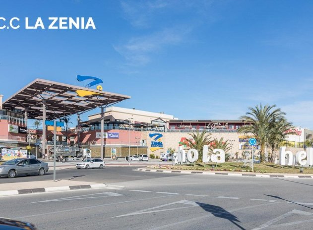 Revente - Villa - Orihuela Costa - La Florida