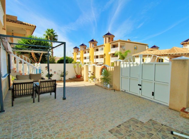 Herverkoop - Villa - Villamartin - Villamartín