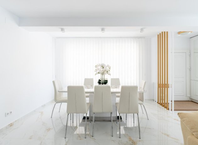 Herverkoop - Rijwoning - Torrevieja - Punta Prima